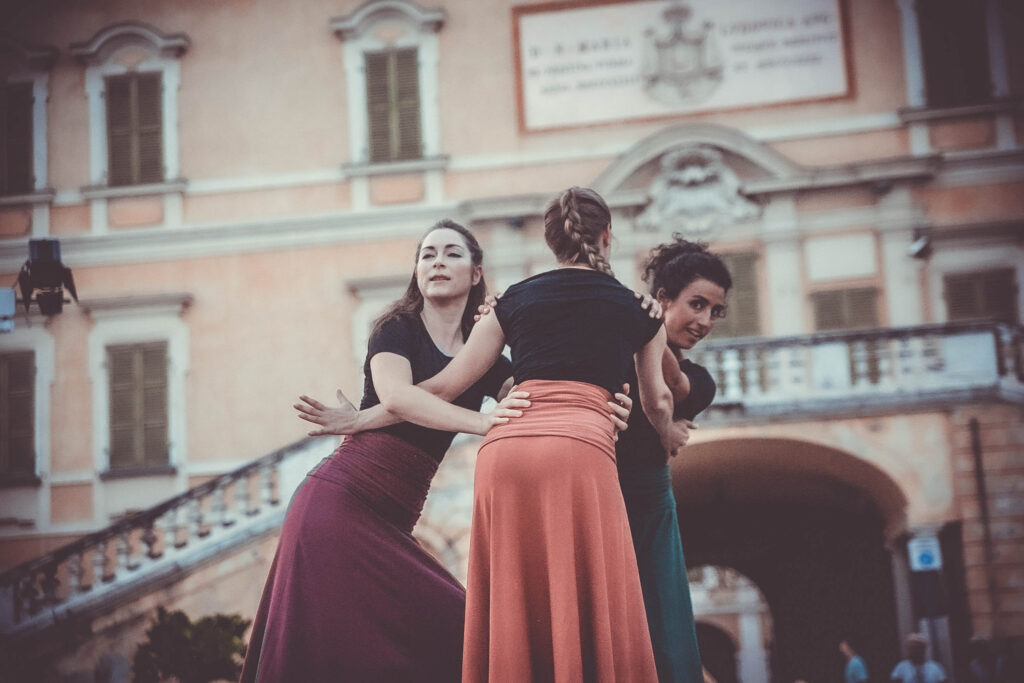 ©Elly Contini & Elisa Morabito