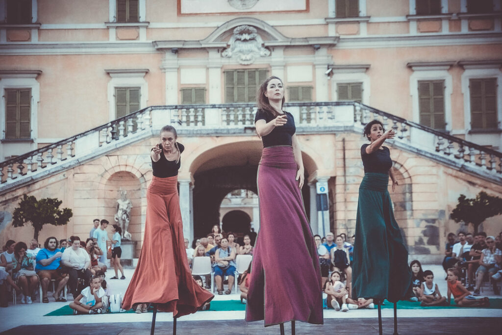 ©Elly Contini & Elisa Morabito